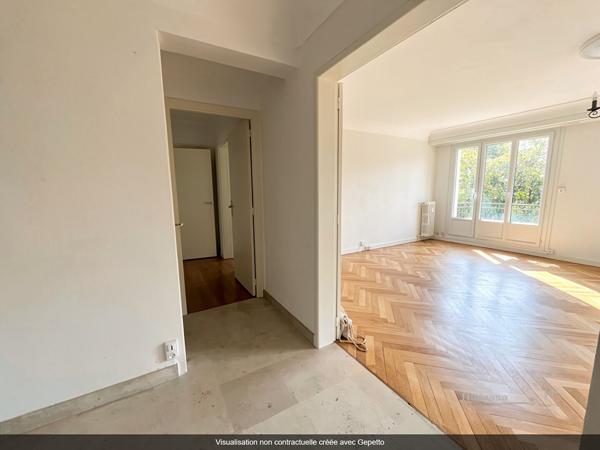 Appartement 90m2 , 2 chambres, sud, cave, balcon, parking., Nantes 44000