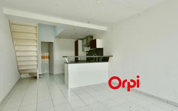 Maison à vendre    2 pièces • 43 m2 Craponne