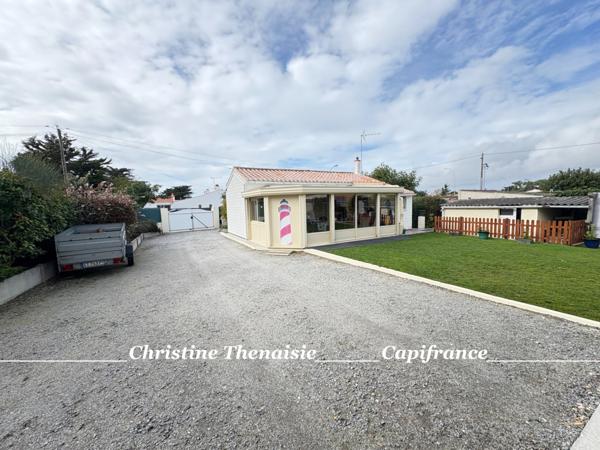 Maison à vendre rénovée 2 pièces + Véranda + Annexe de 41 m2 à deux pas de la mer et de la forêt SAINT HILAIRE DE RIEZ (85)