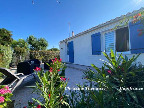 Maison à vendre rénovée 2 pièces + Véranda + Annexe de 41 m2 à deux pas de la mer et de la forêt SAINT HILAIRE DE RIEZ (85)