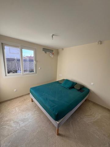 Villa 100m² entièrement rénovée sur terrain de 380m² avec garage