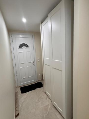 Villa 100m² entièrement rénovée sur terrain de 380m² avec garage