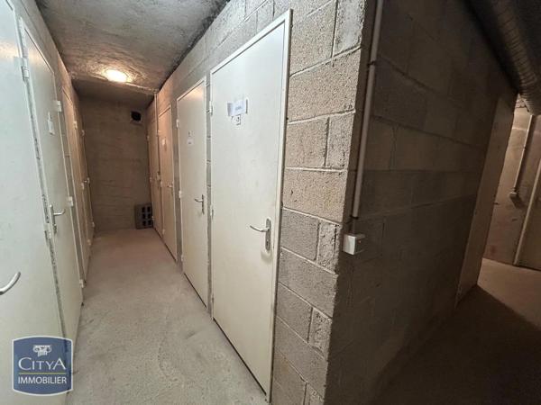 Appartement à louer 3 pièces 48.29m² Saint-Quentin (02100)