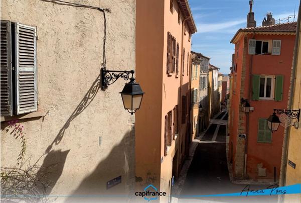 Dpt Var (83), à vendre HYERES appartement T2 de 42 m², Centre ville, Parcours des Arts