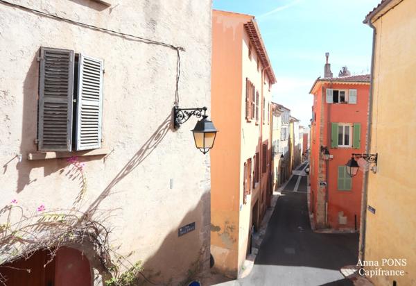 Dpt Var (83), à vendre HYERES appartement T2 de 42 m², Centre ville, Parcours des Arts