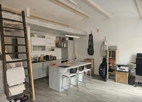 Cogolin (83310) GRAND STUDIO dernier étage