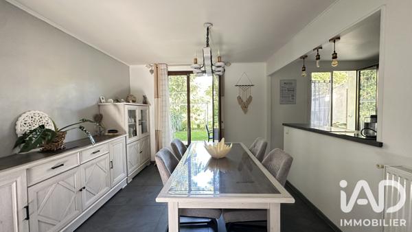 Maison à vendre 6 pièces 105 m² Sainte-Geneviève-des-Bois