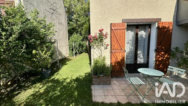 Maison à vendre 6 pièces 105 m² Sainte-Geneviève-des-Bois