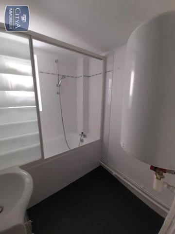 Appartement à louer 1 pièce 32.48m²