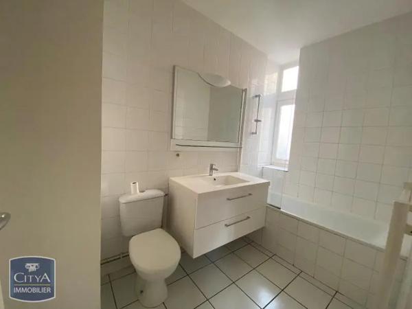 Appartement à louer 3 pièces 50.53m² Dijon (21000)