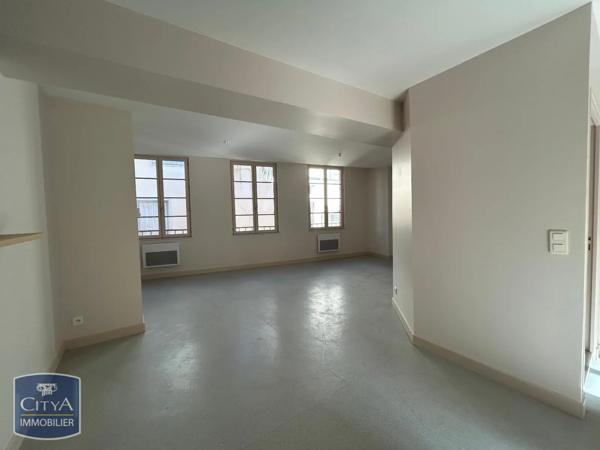 Appartement à louer 3 pièces 62.41m² Tulle (19000)