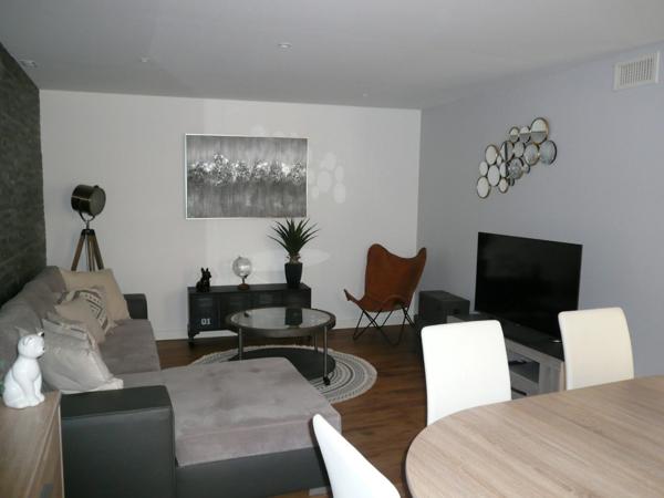 ⚜ COGNAC Rue Piétonne IMMEUBLE de RAPPORT Local Commercial et Appartement ⚜