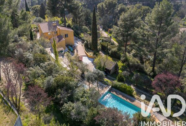 Maison à vendre 6 pièces 150 m² Aix-en-Provence