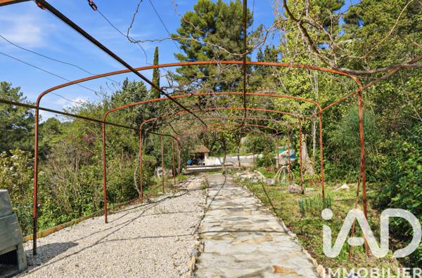 Maison à vendre 6 pièces 150 m² Aix-en-Provence