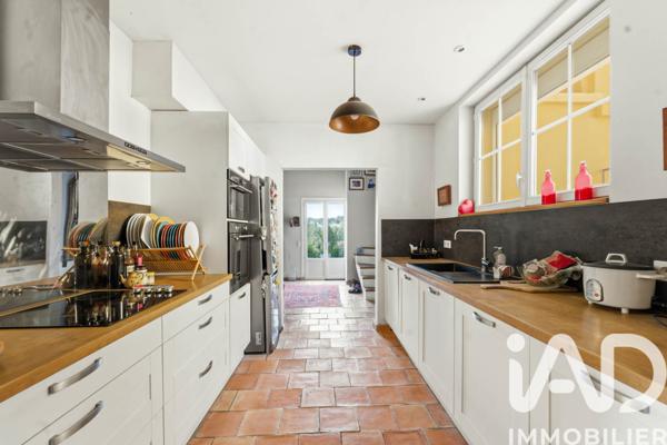 Maison à vendre 6 pièces 150 m² Aix-en-Provence