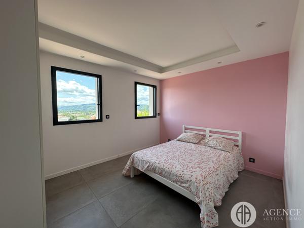 Saint-Maurice-l'Exil (38550) villa piscine