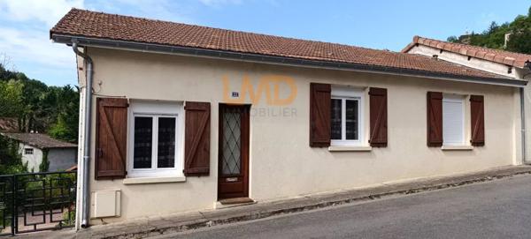 Aveyron Maison 3 chambres, salon, séjour, garage et jardin