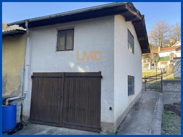 Aveyron Maison 3 chambres, salon, séjour, garage et jardin