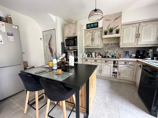 Maison 4 pièce(s) 3 chambre(s) 92 m²