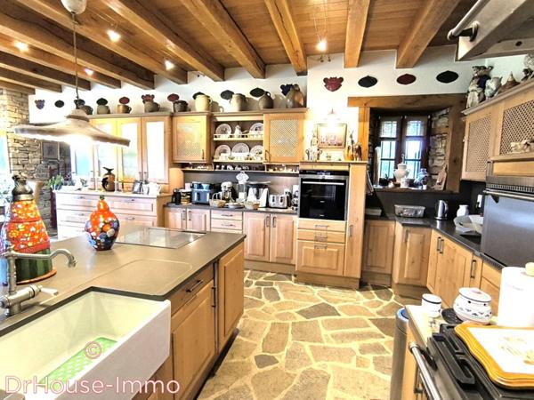 Maison à vendre 7 pièces de 280 m²