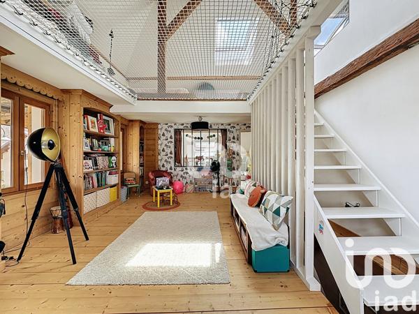 Maison à vendre 6 pièces 153 m² Doussard