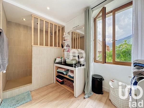 Maison à vendre 6 pièces 153 m² Doussard