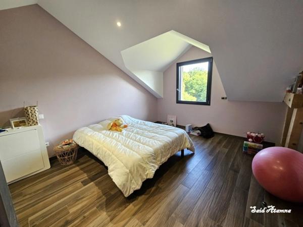 En exclusivité, maison à vendre de 137m², 4 pièces CHATEL SUR MOSELLE (88) sur un terrain de 1463m².