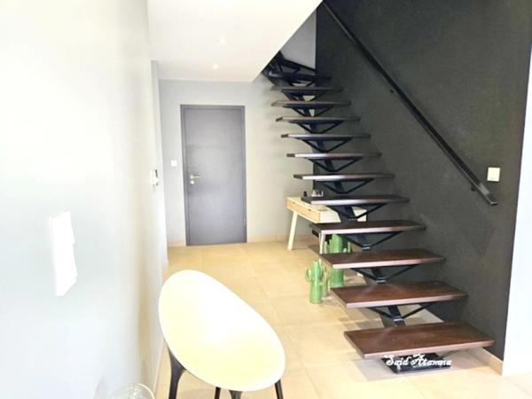En exclusivité, maison à vendre de 137m², 4 pièces CHATEL SUR MOSELLE (88) sur un terrain de 1463m².