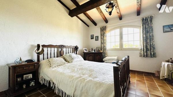 ROQUEBRUNE-SUR-ARGENS - Vente en viager d'une maison occupée