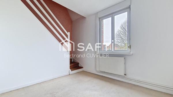 Immeuble 172 m² avec local commercial 104 m² à Quesnoy-sur-Deûle