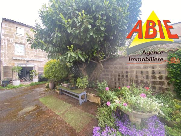 Maison  6 pièce(s)  4 chambre(s)  150 m²