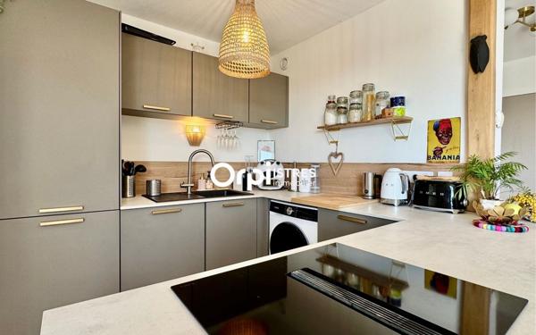 Appartement à vendre    3 pièces •  Istres