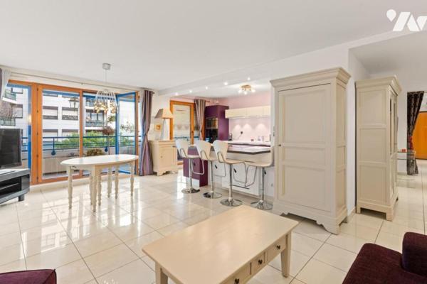 appartement T4 balcons garage