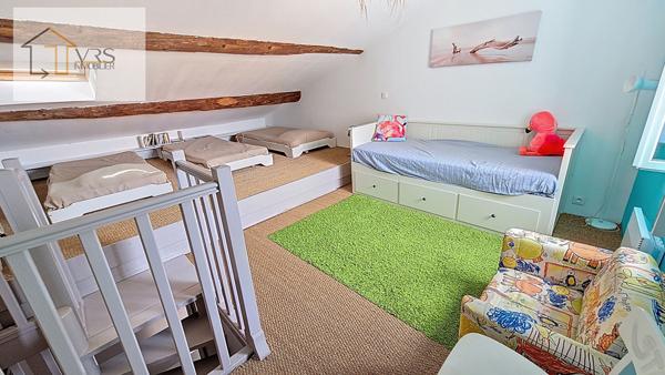 EXCLUSIVITÉ PEYRIAC-DE-MER - CHARMANTE MAISON DE VILLAGE T4 ENTIEREMENT RENOVÉE