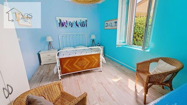 EXCLUSIVITÉ PEYRIAC-DE-MER - CHARMANTE MAISON DE VILLAGE T4 ENTIEREMENT RENOVÉE