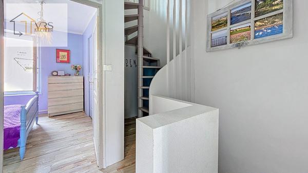 EXCLUSIVITÉ PEYRIAC-DE-MER - CHARMANTE MAISON DE VILLAGE T4 ENTIEREMENT RENOVÉE