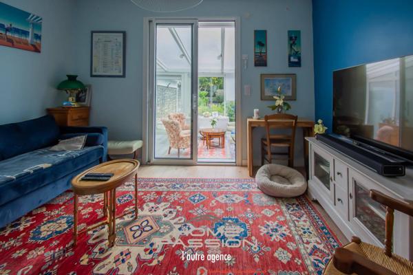 ROYAN CENTRE VILLE - MAISON DE VILLE AUX 2 APPRTEMENTS