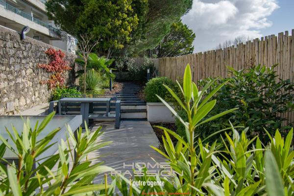 ROYAN CENTRE VILLE - MAISON DE VILLE AUX 2 APPRTEMENTS