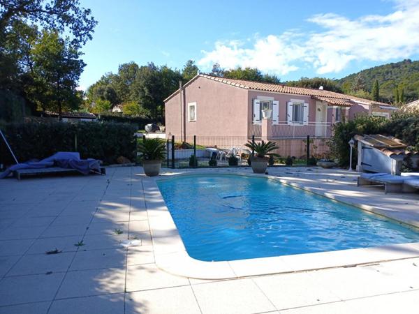 Villa plain-pied de 129,35m² sur 1232m² de terrain