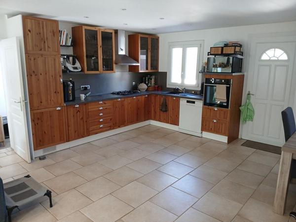 Villa plain-pied de 129,35m² sur 1232m² de terrain