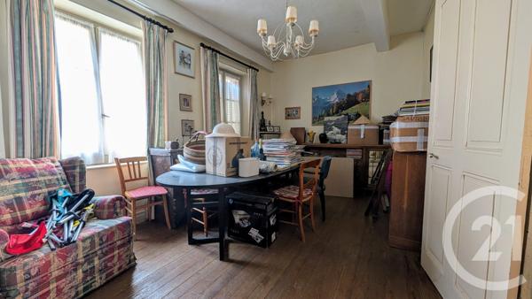 Immeuble à vendre  272,75 m2 CORPS - 38