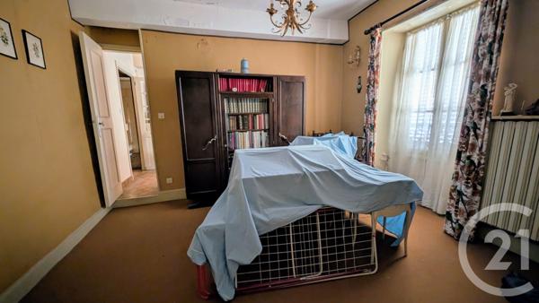 Immeuble à vendre  272,75 m2 CORPS - 38