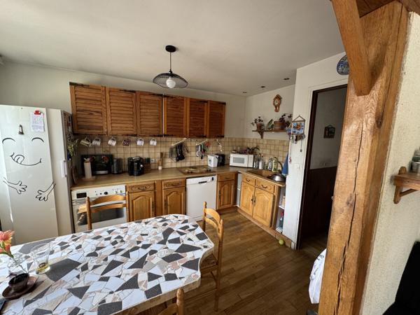 Le Thillay (95500) Ensemble de 3 Apt sur 2 Maisons