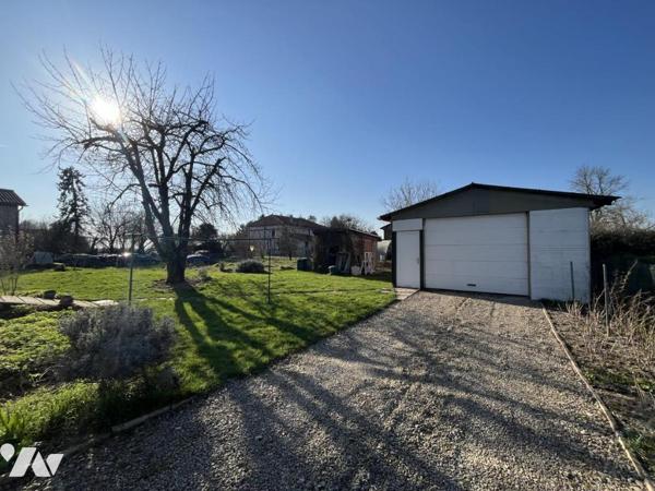 MONTCETZ-LONGEVAS - Maison Type 8 d'env 167m² habitables sur parcelle de 1120m²