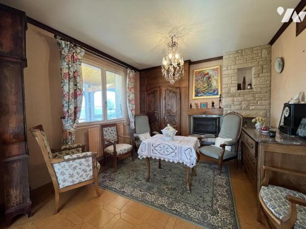 MONTCETZ-LONGEVAS - Maison Type 8 d'env 167m² habitables sur parcelle de 1120m²