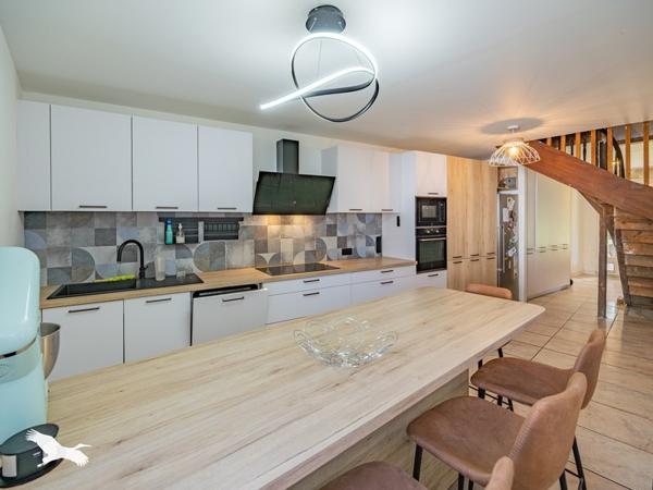 Maison à vendre |  Lahontan |  7 pièces | 192 m²