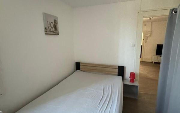 Immeuble à vendre    12 pièces •  Limoges