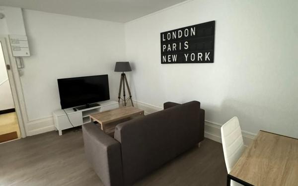 Immeuble à vendre    12 pièces •  Limoges