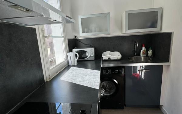 Immeuble à vendre    12 pièces •  Limoges