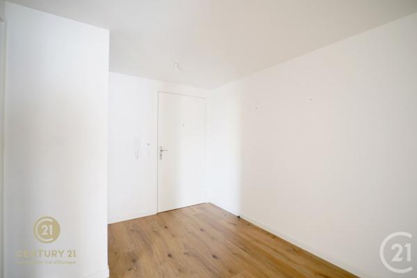 Appartement F4 à vendre  4 pièces - 78,81 m2 SERRIS - 77